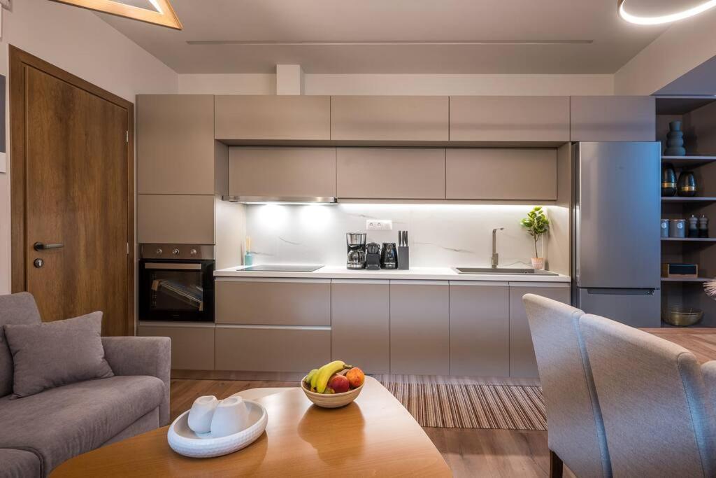 Amalia'S Luxury Apartment 2 Ираклион Экстерьер фото